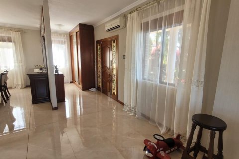 Villa for sale in Ciudad Quesada, Alicante, Spain 5 bedrooms, 369.8 sq.m. No. 165348 - photo 9