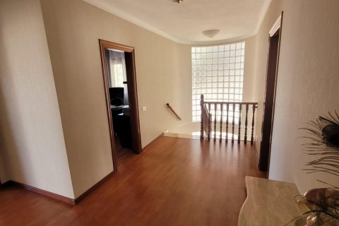 Villa for sale in Ciudad Quesada, Alicante, Spain 5 bedrooms, 369.8 sq.m. No. 165348 - photo 12