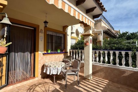 Villetta a schiera in vendita a Punta Prima, Alicante, Spagna 2 camere da letto, 80 mq. N° 155651 - foto 5