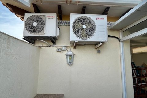 Villetta a schiera in vendita a Punta Prima, Alicante, Spagna 2 camere da letto, 80 mq. N° 155651 - foto 22