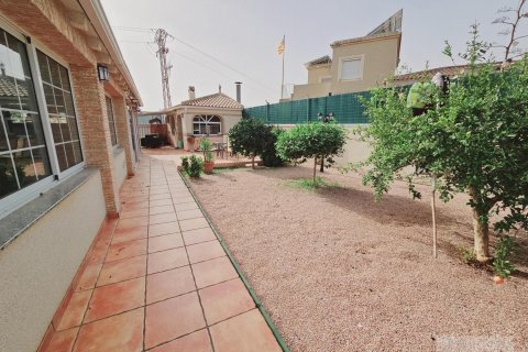 Villa for sale in Torrevieja, Alicante, Spain 5 bedrooms, 230 sq.m. No. 155647 - photo 5