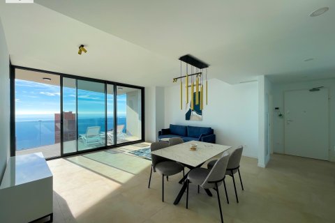 Apartment à vendre à Benidorm, Alicante, Espagne, 2 chambres, 180 m2 No. 165321 - photo 2