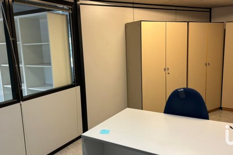 Аренда офиса в Молле-дель-Вальес, Барселона, Испания 170м2 №154345 - фото 13