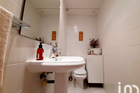 Talo vuokrattavana Sant Vicenc De Montalt, Barcelona, Espanja, 3 makuuhuonetta, 190 m2 No. 154350 - kuva 9