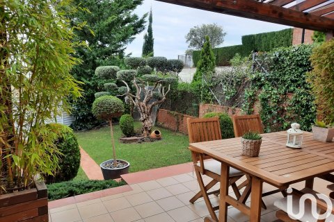 Talo vuokrattavana Sant Vicenc De Montalt, Barcelona, Espanja, 3 makuuhuonetta, 190 m2 No. 154350 - kuva 25