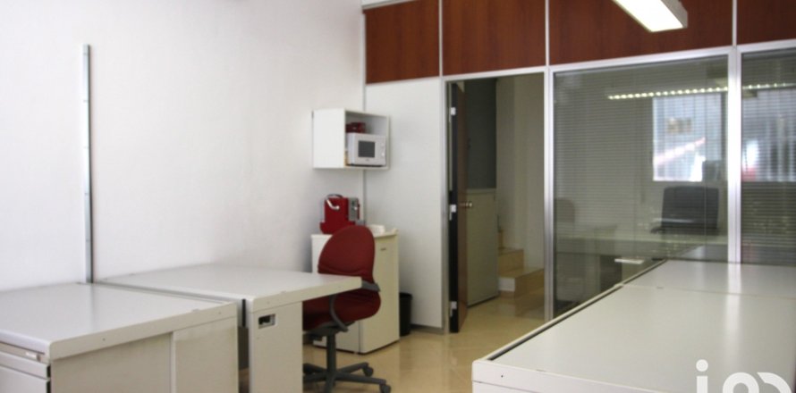 Liikekiinteistö Benidoleig, Alicante, Espanja 40 m2 No. 154346