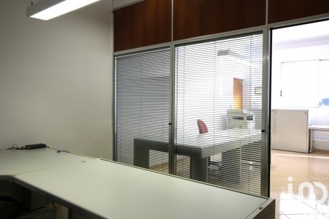 Liikekiinteistö vuokrattavana Benidoleig, Alicante, Espanja , 40 m2 No. 154346 - kuva 5