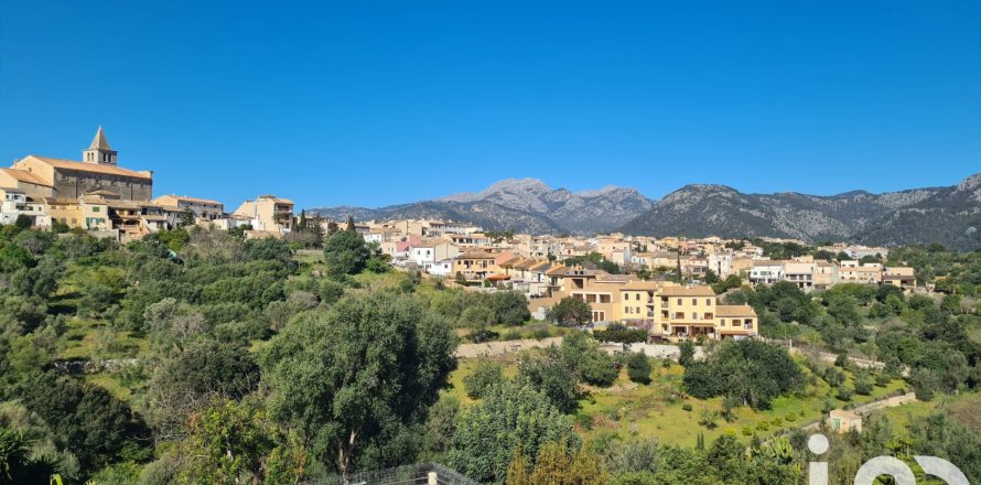 Villa i Campanet, Mallorca, Spanien 4 sovrum, 241 kvm. Nr. 153425