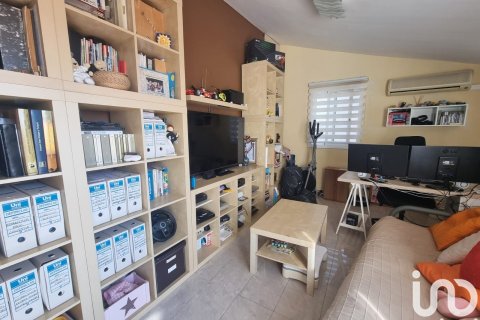 Dzīvoklis pārdošanā Les Roquetes, Barcelona, Spānijā 3 istabas, 123 m2 Nr. 153424 - attēls 4