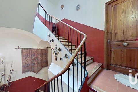 Huvila myytävänä Montblanc, Tarragona, Espanja, 6 makuuhuonetta, 934 m2 No. 153421 - kuva 21