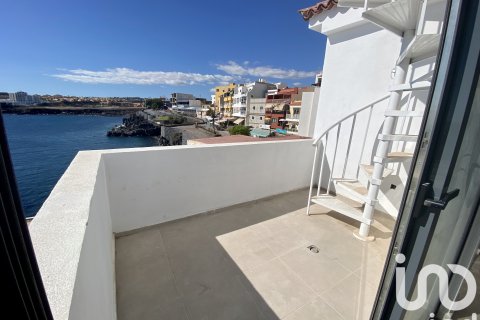 Продажа пентхауса в Гранадилья-де-Абона, Тенерифе, Испания 2 спальни, 141м2 №153427 - фото 2