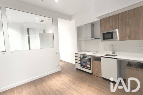 Apartment à Madrid, Espagne 1 chambre, 56 m2 No. 188168