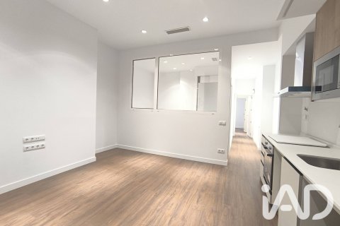 Apartment à vendre à Madrid, Espagne, 1 chambre, 56 m2 No. 188168 - photo 3