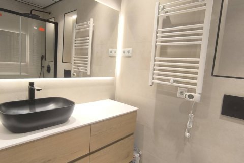 Apartment à vendre à Madrid, Espagne, 1 chambre, 56 m2 No. 188168 - photo 16
