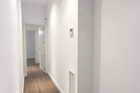Apartment à vendre à Madrid, Espagne, 1 chambre, 56 m2 No. 188168 - photo 8