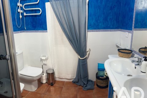 Villa for sale in Ecija, Seville, Spain 3 bedrooms, 192 sq.m. No. 188169 - photo 30