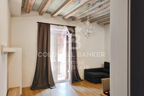 Apartamento en venta en Barcelona, España 5 dormitorios, 281 m2 No. 158323 - foto 2