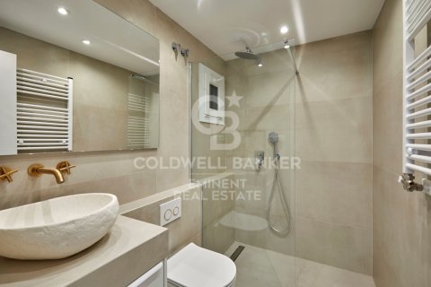 Продажа квартиры в Барселона, Испания 2 спальни, 90м2 №158324 - фото 20