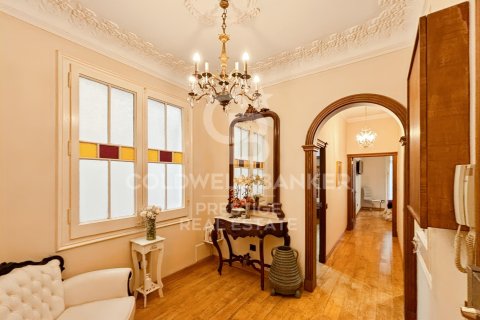 Продажа квартиры в Барселона, Испания 6 спален, 168м2 №158319 - фото 14