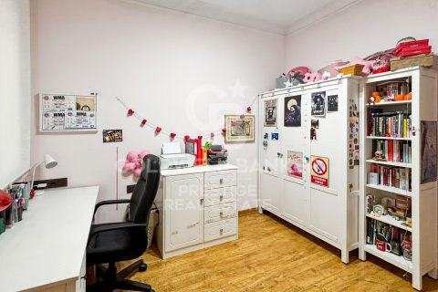 Продажа квартиры в Барселона, Испания 6 спален, 168м2 №158319 - фото 12