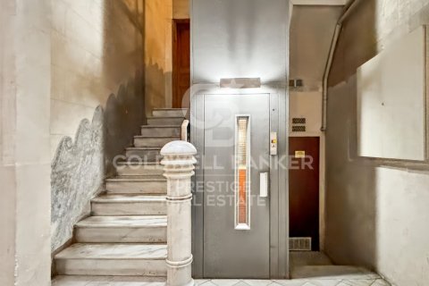 Продажа квартиры в Барселона, Испания 6 спален, 168м2 №158319 - фото 16