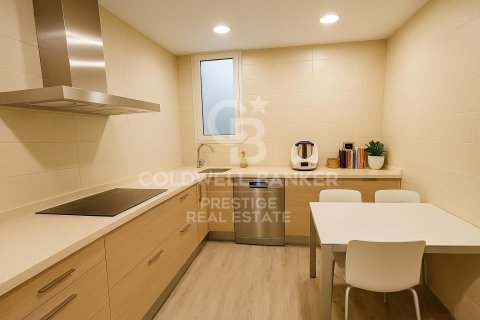 Продажа квартиры в Барселона, Испания 6 спален, 168м2 №158319 - фото 6