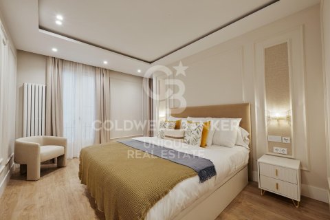 Apartament w Madrid, Hiszpania 3 sypialnie, 123 mkw. nr 158320 – zdjęcie 8