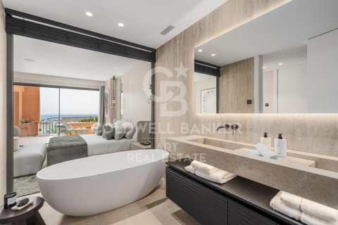 Huoneisto myytävänä Marbella, Malaga, Espanja, 4 makuuhuonetta, 215 m2 No. 158322 - kuva 11