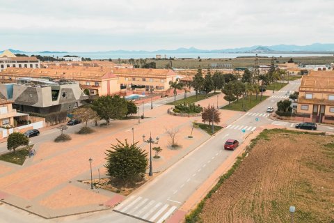 Villa till salu i Los Alcazares, Murcia, Spanien 3 sovrum, 232 kvm. Nr. 171749 - foto 4