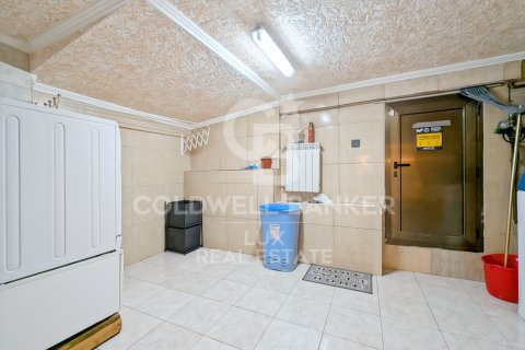House for sale in Roses, Girona, Spain 4 bedrooms, 169 sq.m. No. 160172 - photo 19