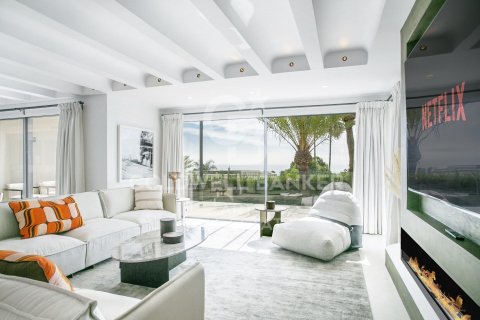 Villa for sale in Marbella, Malaga, Spain 5 bedrooms, 397 sq.m. No. 159109 - photo 6