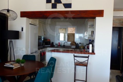 Villa à vendre à Benissa, Alicante, Espagne, 6 chambres, 250 m2 No. 178746 - photo 9
