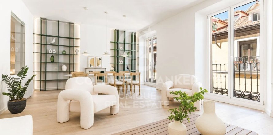 Apartment à Madrid, Espagne 4 chambres, 176 m2 No. 178750