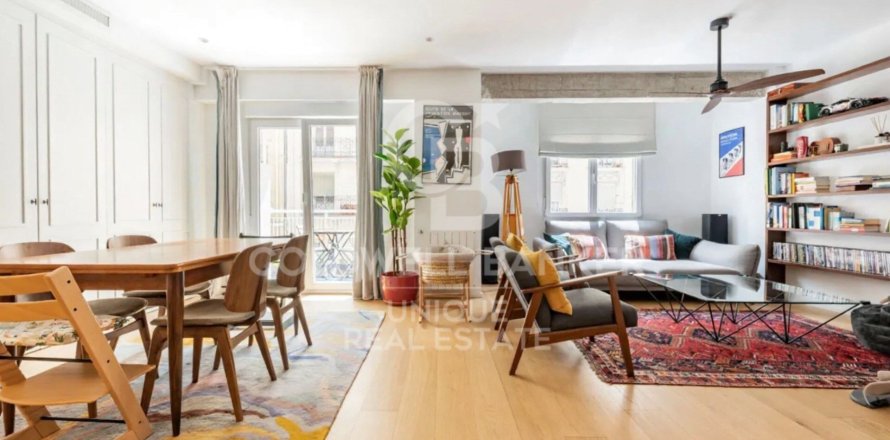 Apartment à Madrid, Espagne 2 chambres, 146 m2 No. 178747
