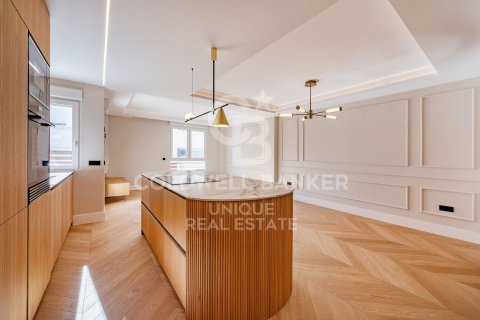 Penthouse à vendre à Madrid, Espagne, 2 chambres, 117 m2 No. 178749 - photo 13
