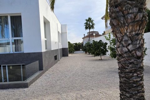 Villa in vendita Alicante, Spagna 4 camere da letto, 180 mq. N° 116305 - foto 10