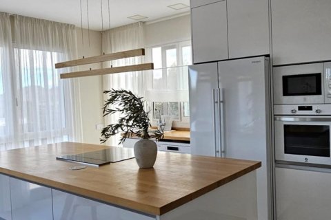 Villa in vendita Alicante, Spagna 4 camere da letto, 180 mq. N° 116305 - foto 14