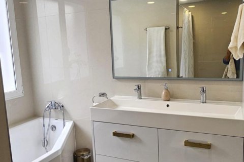 Villa in vendita Alicante, Spagna 4 camere da letto, 180 mq. N° 116305 - foto 27
