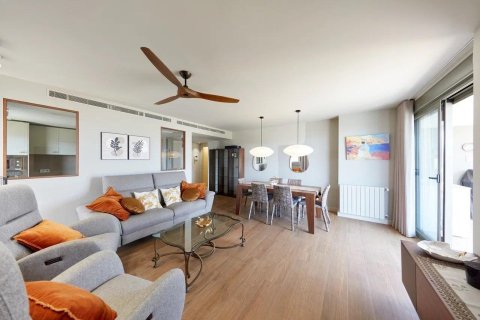 Apartment à louer à Alicante, Espagne, 100 m2 No. 165813 - photo 2