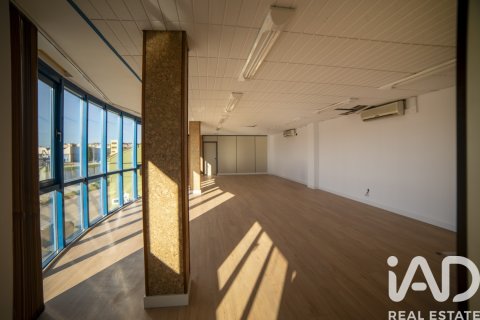 Ofiss īrēšanai El Berron, Asturias, Spānijā 456 m2 Nr. 188522 - attēls 15