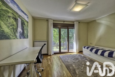 Kamienica w Teruel, Hiszpania 3 sypialnie, 252 mkw. nr 188420 – zdjęcie 20