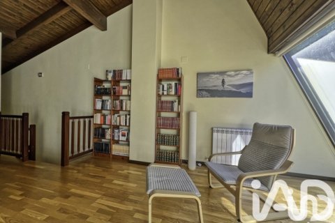 Kamienica w Teruel, Hiszpania 3 sypialnie, 252 mkw. nr 188420 – zdjęcie 22