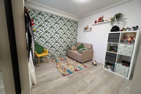 Appartamento in vendita a Torrevieja, Alicante, Spagna 2 camere da letto, 75 mq. N° 188523 - foto 6