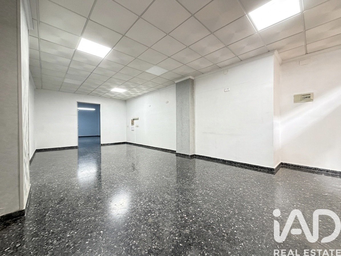 Commercial property à Cieza, Murcia, Espagne 2 chambres, 120 m2 No. 188520