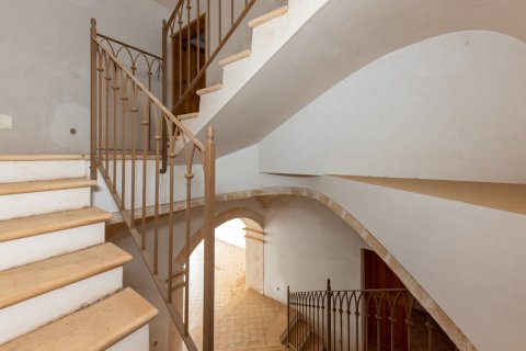 Radhus till salu i Campos, Mallorca, Spanien 2179 kvm. Nr. 146538 - foto 22