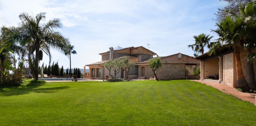 Villa in Puntiro, Mallorca, Spain 5 bedrooms, 690 sq.m. No. 143788