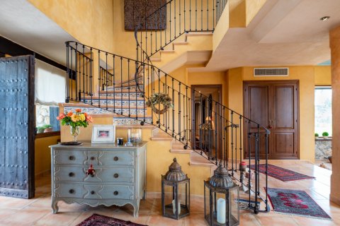 Villa for sale in Puntiro, Mallorca, Spain 5 bedrooms, 690 sq.m. No. 143788 - photo 9