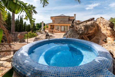 Villa for sale in Puntiro, Mallorca, Spain 5 bedrooms, 690 sq.m. No. 143788 - photo 16