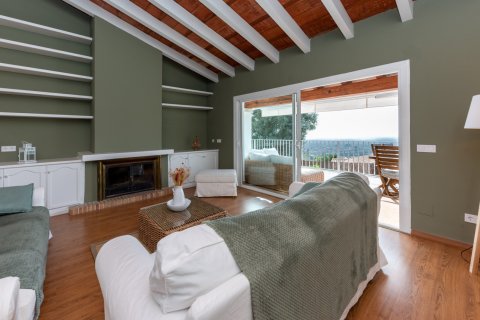 Villa for sale in Bunyola, Mallorca, Spain 5 bedrooms, 290 sq.m. No. 143785 - photo 15