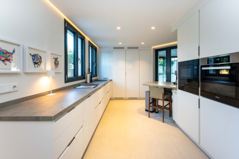 Villa en venta en Santa Ponsa, Mallorca, España 4 dormitorios, 290 m2 No. 143786 - foto 11